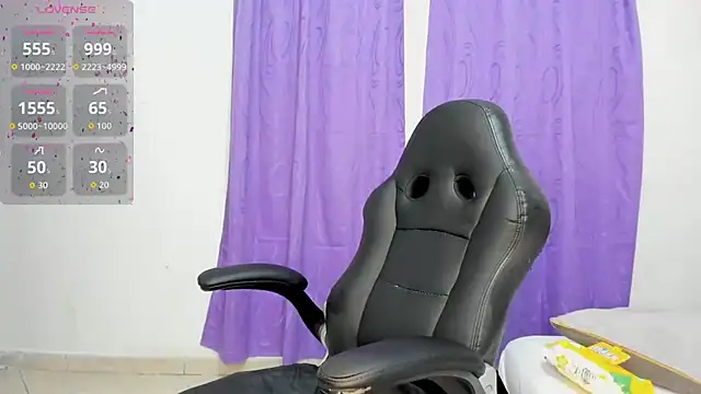 lilybaudyn  online show from 10/16/25, 09:16