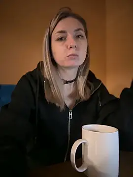 Snapshot of Crazy-Rosa chatting on 01/10/25, 02:02 Crazy-Rosa online show from 01/10/25, 02:02