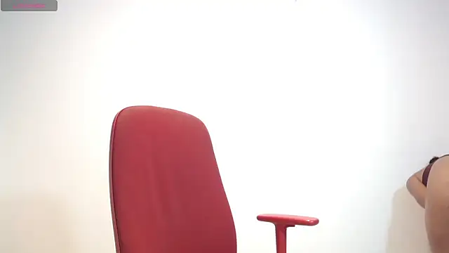 MelissaWaldorf online show from 05/04/26, 03:02