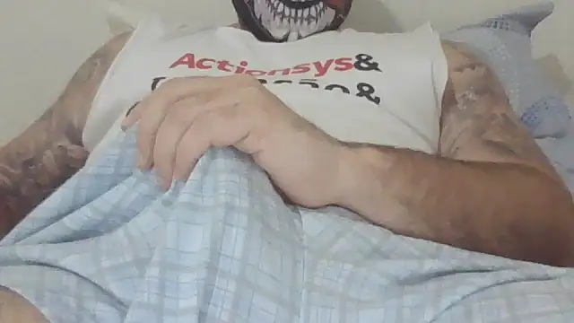 Snapshot of LorddVikingg chatting on 11/30/25, 07:18 LorddVikingg online show from 11/30/25, 07:18