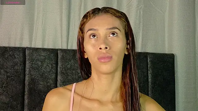 Snapshot of Iamkarlaa_doll chatting on 09/15/25, 06:24 Iamkarlaa doll online show from 09/15/25, 06:24
