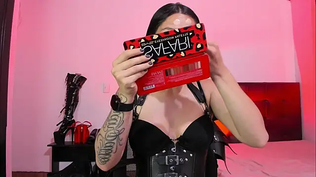 Snapshot of MistressVenena chatting on 03/17/26, 03:37 MistressVenena online show from 03/17/26, 03:37