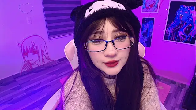 Snapshot of Miwa_violet chatting on 05/27/26, 03:47 Miwa violet online show from 05/27/26, 03:47