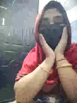 kirti  arora online show from 12/12/24, 11:14