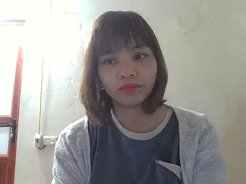 Angela-Eira online show from 10/22/25, 08:52