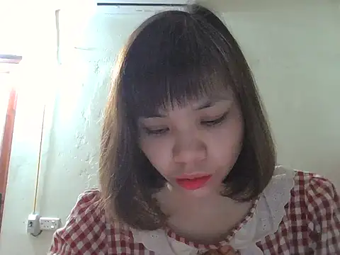 Angela-Eira online show from 11/12/25, 09:03