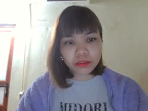 Angela-Eira online show from 11/17/25, 09:31