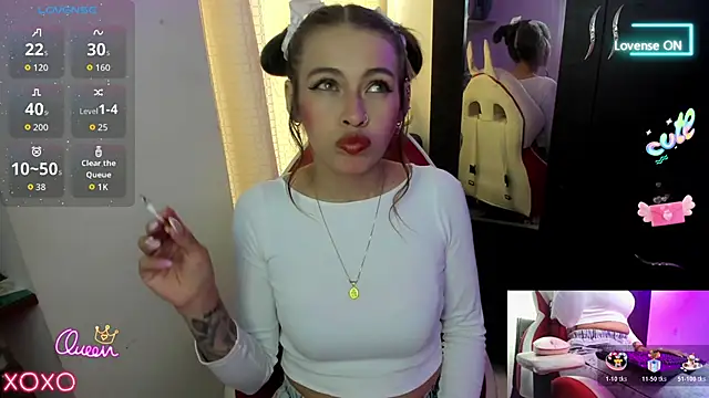 Snapshot of sweetlittlelisa chatting on 02/10/26, 07:51 sweetlittlelisa online show from 02/10/26, 07:51