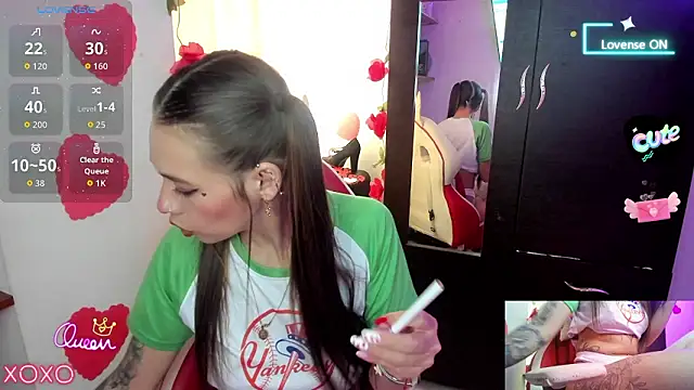 Snapshot of sweetlittlelisa chatting on 02/25/26, 08:29 sweetlittlelisa online show from 02/25/26, 08:29