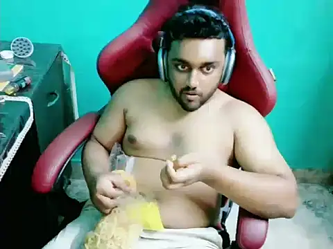 Snapshot of telugu_boy_ chatting on 10/03/25, 02:25 telugu boy online show from 10/03/25, 02:25