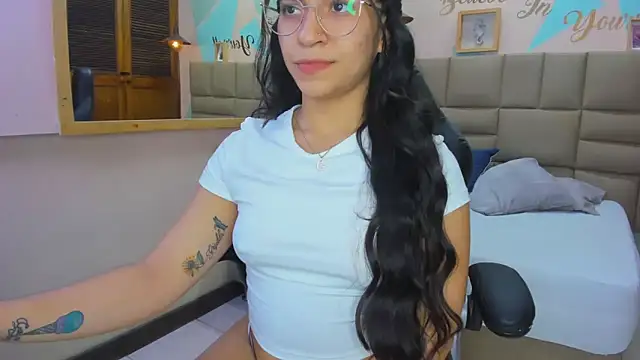 Snapshot of lalytulu99 chatting on 01/21/25, 10:08 lalytulu99 online show from 01/21/25, 10:08