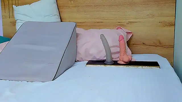 Snapshot of lalytulu99 chatting on 03/11/25, 07:58 lalytulu99 online show from 03/11/25, 07:58