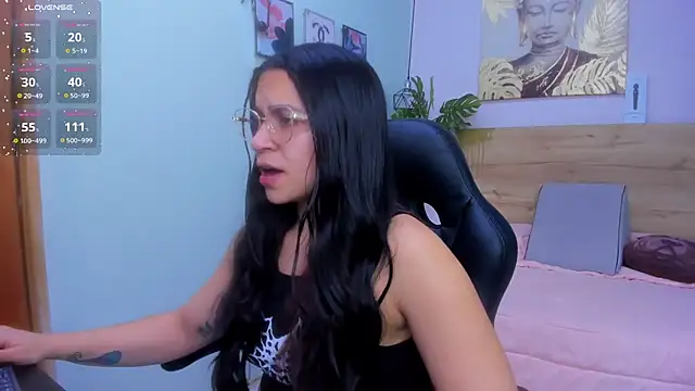 Snapshot of lalytulu99 chatting on 12/01/25, 06:24 lalytulu99 online show from 12/01/25, 06:24