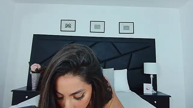 SophieCarther online show from 02/19/25, 12:44