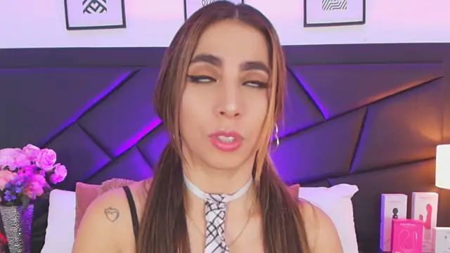 SophieCarther online show from 10/05/25, 12:36