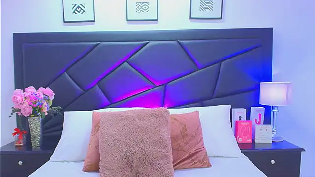 SophieCarther online show from 11/09/25, 12:47