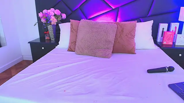 SophieCarther online show from 11/14/25, 12:48