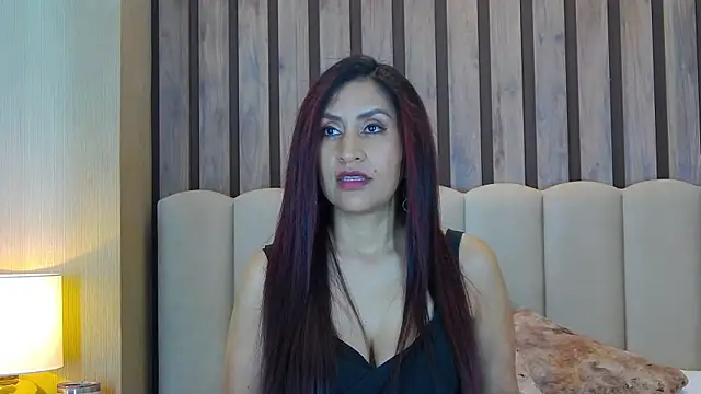 MonicaMoret online show from 01/24/25, 12:52