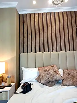 MonicaMoret online show from 03/01/25, 03:38