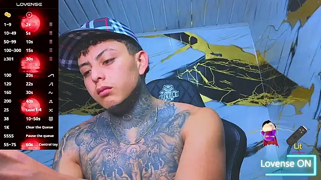 Kevin22 222 online show from 11/05/25, 04:12