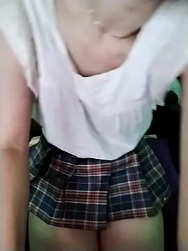 Snapshot of Luxcute286 chatting on 07/03/26, 12:50 Luxcute286 online show from 07/03/26, 12:50