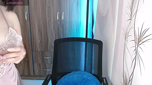 Baby Claraa online show from 09/13/25, 06:46