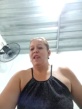 Snapshot of Fulopp15 chatting on 02/26/25, 01:30 Fulopp15 online show from 02/26/25, 01:30