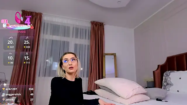 CharmingAnnie online show from 03/12/25, 09:24