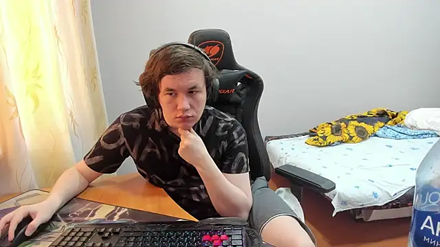 iliaskrislove online show from 09/23/25, 09:45