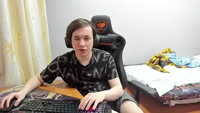 iliaskrislove online show from 09/24/25, 10:46