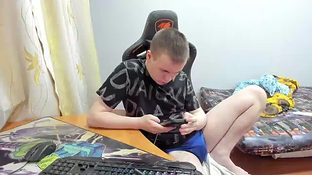 iliaskrislove online show from 10/07/25, 03:20