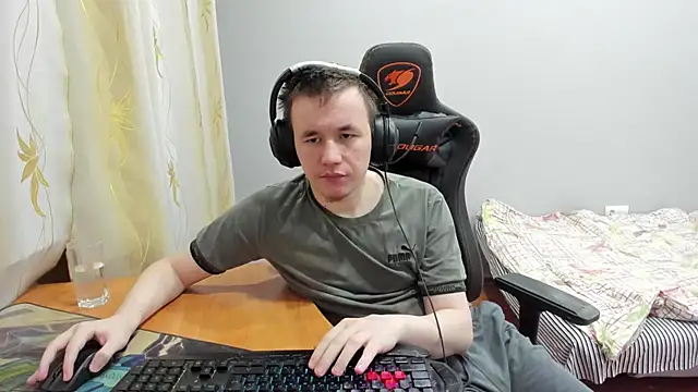 iliaskrislove online show from 11/16/25, 11:43