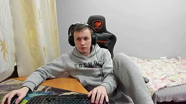 iliaskrislove online show from 12/02/25, 05:08