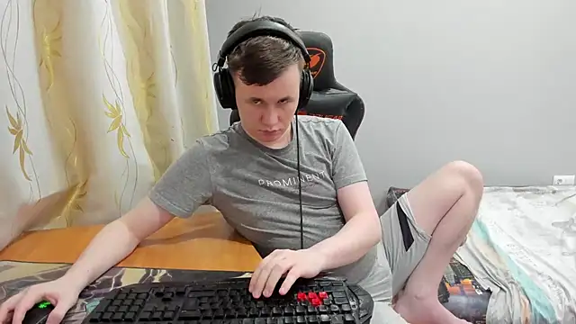 iliaskrislove online show from 04/24/26, 11:07
