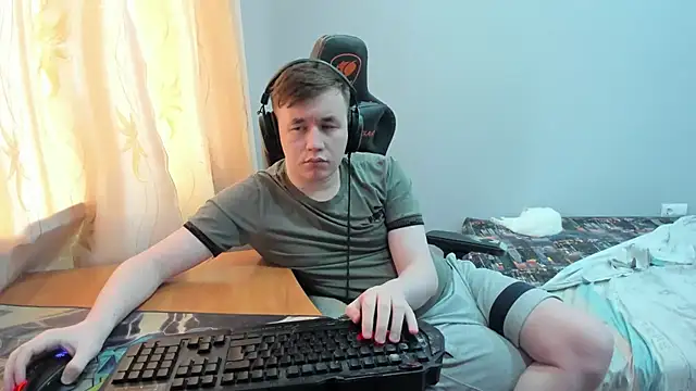 iliaskrislove online show from 04/26/26, 09:51