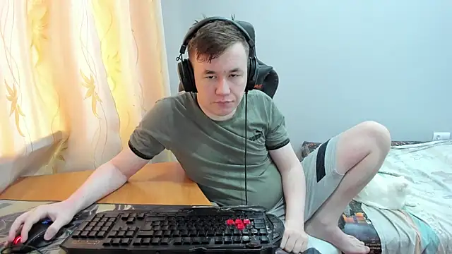iliaskrislove online show from 04/27/26, 09:51