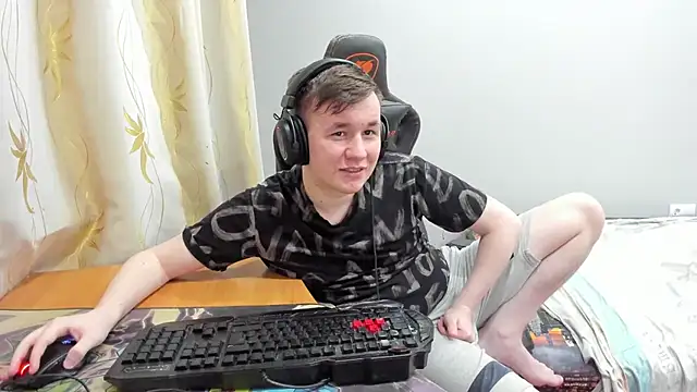 iliaskrislove online show from 04/27/26, 09:57