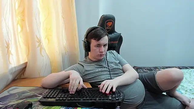 Snapshot of iliaskrislove chatting on 06/01/26, 03:03 iliaskrislove online show from 06/01/26, 03:03
