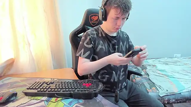 Snapshot of iliaskrislove chatting on 07/02/26, 05:57 iliaskrislove online show from 07/02/26, 05:57