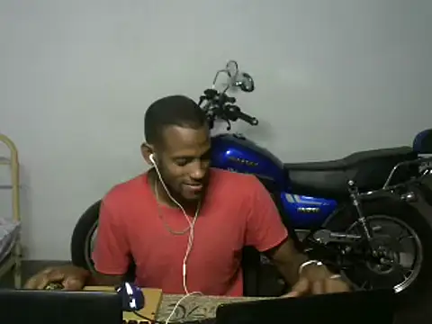 Snapshot of michel_sc chatting on 04/07/26, 04:35 michel sc online show from 04/07/26, 04:35