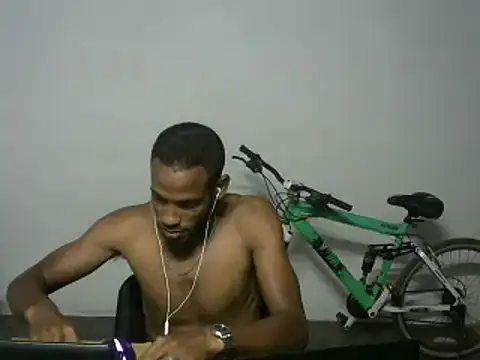 Snapshot of michel_sc chatting on 04/22/26, 04:59 michel sc online show from 04/22/26, 04:59