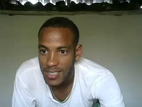 Snapshot of michel_sc chatting on 05/03/26, 12:00 michel sc online show from 05/03/26, 12:00