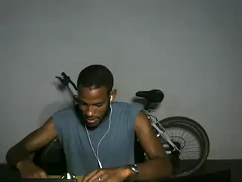 Snapshot of michel_sc chatting on 05/19/26, 10:10 michel sc online show from 05/19/26, 10:10