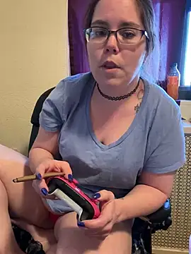 FreakNastyLacie online show from 03/18/25, 09:43