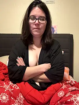 FreakNastyLacie online show from 11/19/25, 03:39