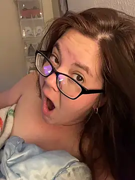 Snapshot of FreakNastyLacie chatting on 07/29/26, 02:04 FreakNastyLacie online show from 07/29/26, 02:04