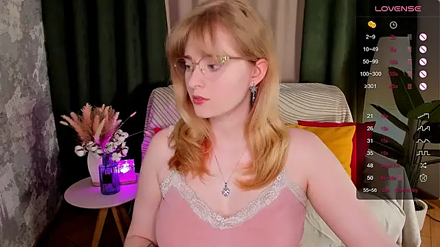 Snapshot of Aemilia_ chatting on 05/12/26, 07:16 Aemilia online show from 05/12/26, 07:16