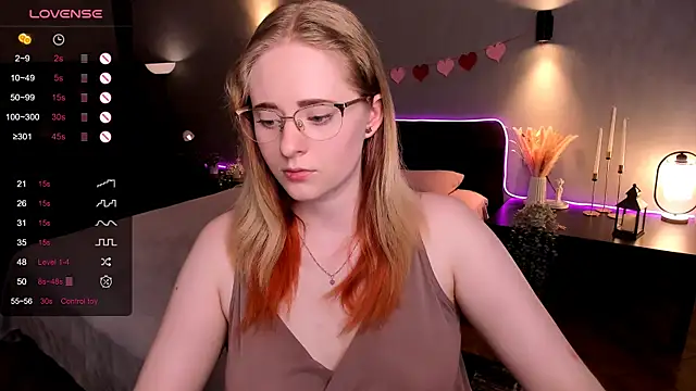 Snapshot of Aemilia_ chatting on 06/24/26, 08:46 Aemilia online show from 06/24/26, 08:46