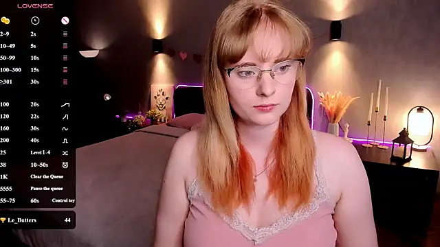 Snapshot of Aemilia_ chatting on 07/06/26, 09:06 Aemilia online show from 07/06/26, 09:06