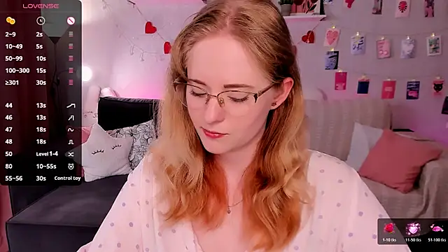 Snapshot of Aemilia_ chatting on 07/30/26, 08:46 Aemilia online show from 07/30/26, 08:46